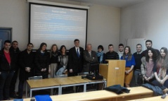 10. decembar 2015. Aleksandar Čotrić održao predavanje studentima na Fakultetu političkih nauka